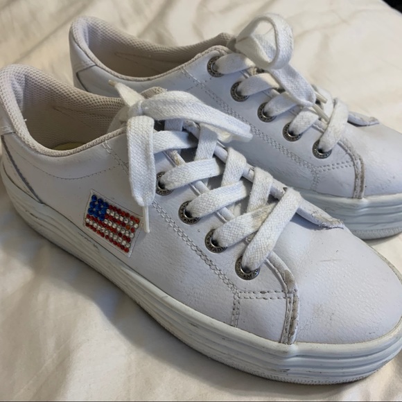vintage white platform steve madden sneakers - Picture 3 of 9